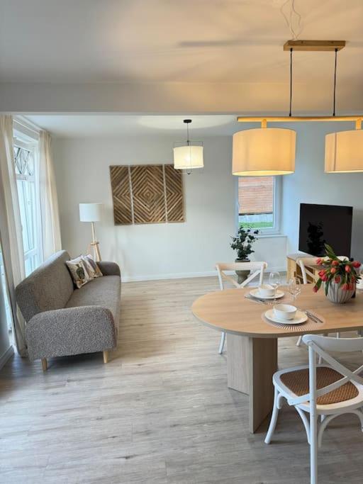 2,5 Zimmer Ferienwohnung Fehmarn Mit Eigenem Parkplatz Exterior foto